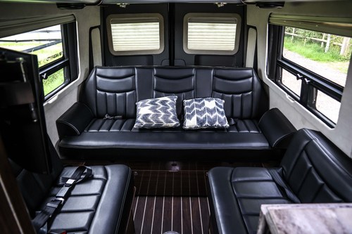 2014 Mercedes-Benz Sprinter 519CDI V6 Airstream Interstate EXT Motor Home à vendre (picture 23 of 135)