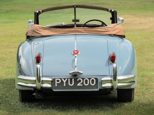 1955 Jaguar XK140 DHC RHD MOD In vendita (immagine 25 di 132)