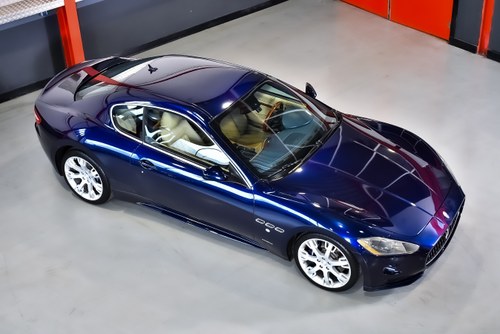 2011 Maserati GranTurismo S Coupe 4,7L V8 Te koop (foto 12 van 102)