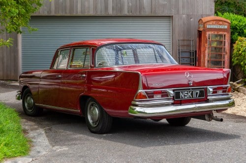1961 Mercedes-Benz 220S W111 Fintail For Sale (picture 5 of 213)
