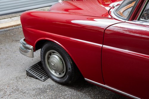 1961 Mercedes-Benz 220S W111 Fintail For Sale (picture 97 of 213)