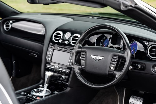2007 Bentley Continental GTC - Mulliner Driving Specification à vendre (picture 85 of 328)