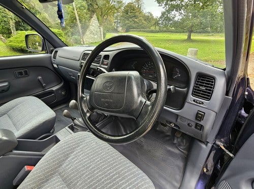 2000 Toyota HiLux 4x4 EX TD à venda (imagem 37 de 142)