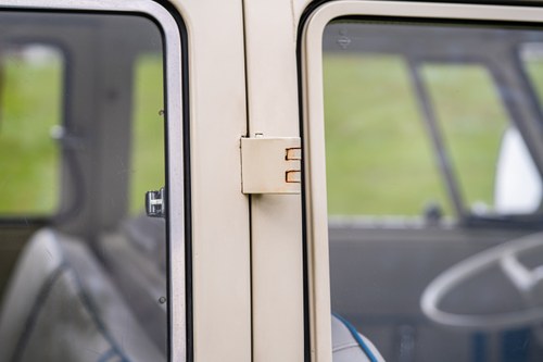 1972 Volkswagen Type 2 Splitscreen Camper Van Brazilian In vendita (immagine 88 di 129)