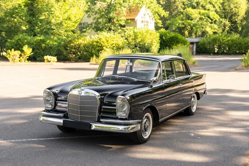 1962 Mercedes-Benz 220 SB W111 à venda (imagem 2 de 109)