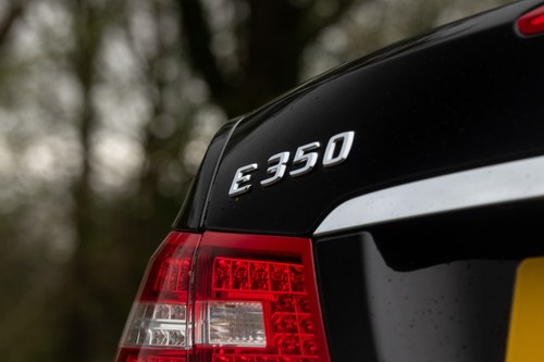 2010 Mercedes-Benz E350 CDI Sport AMG Package till salu (bild 65 av 113)