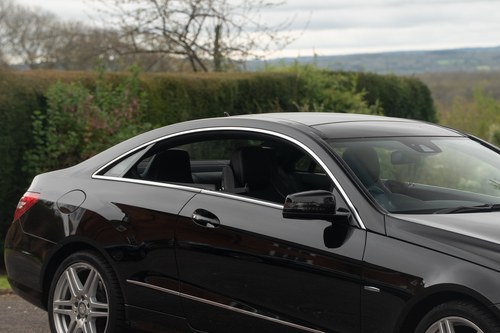 2010 Mercedes-Benz E350 CDI Sport AMG Package till salu (bild 78 av 113)