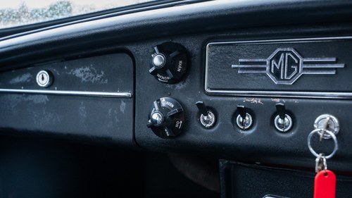 1967 MG MGB GT Webber Carburettor x ‘Sebring' Style Bumpers Te koop (foto 30 van 268)