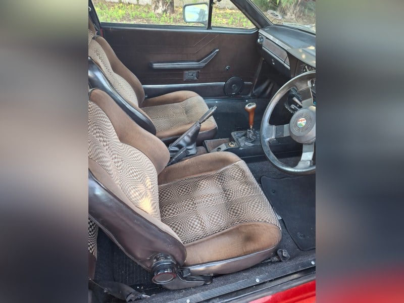 1982 Alfa Romeo GTV GTV6