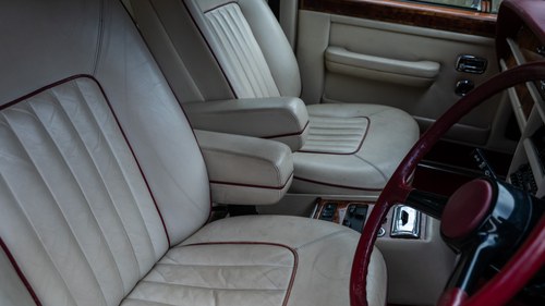 1989 Rolls-Royce Silver Spirit 2 - 63k miles from new Te koop (foto 40 van 250)