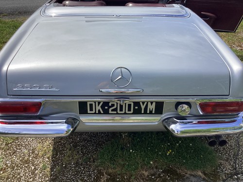 1967 Mercedes-Benz 250SL California Coupe W113 In vendita (immagine 10 di 77)