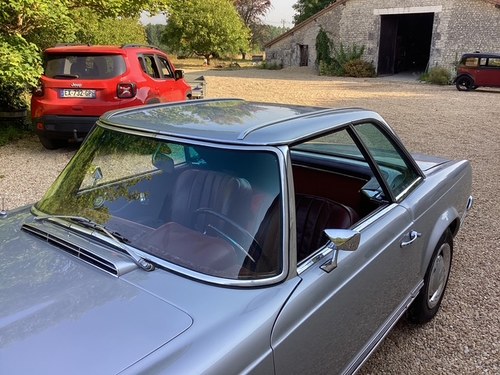 1967 Mercedes-Benz 250SL California Coupe W113 In vendita (immagine 25 di 77)