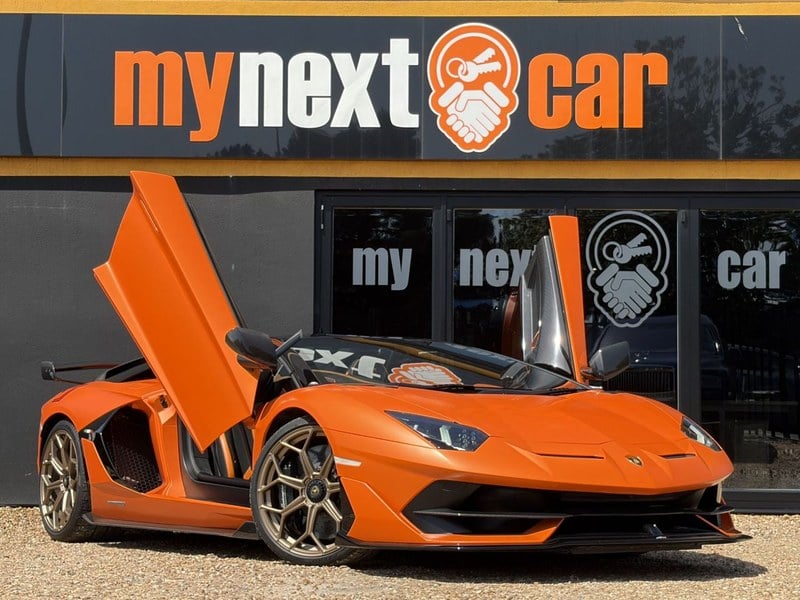 2020 Lamborghini Aventador - 1 2020 Lamborghini Aventador - 1