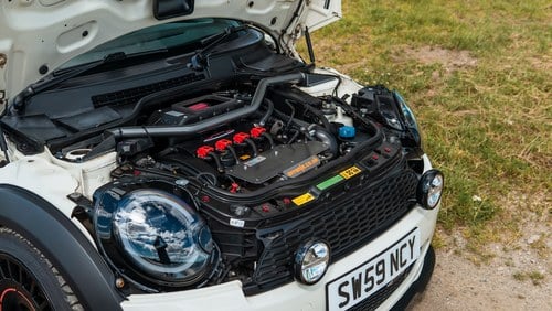 2009 MINI John Cooper Works R56 Te koop (foto 4 van 186)