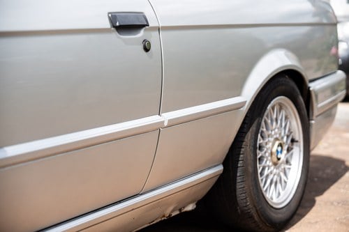 1990 BMW E30 325i Convertible à vendre (picture 209 of 266)