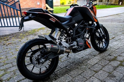 2013 KTM Duke 200 Te koop (foto 5 van 40)