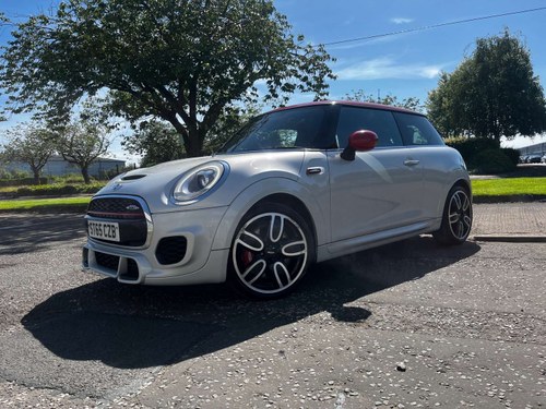 2015 Mini Hatchback John Cooper Works F56 Te koop