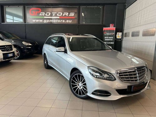 2015 Mercedes-Benz E 220SW AUTOMATIC ! EURO6 ! SUPER TAGLIAN Te koop