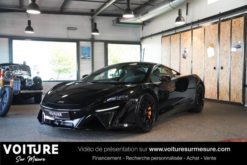 2023 McLaren Artura Coupé - 1 2023 McLaren Artura Coupé - 1