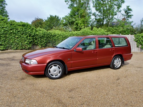 1998 Volvo V70 2.5 10v Auto (48,500 Miles) zum Verkauf (Bild 22 von 237)