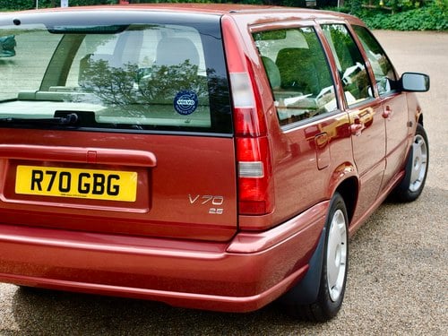 1998 Volvo V70 2.5 10v Auto (48,500 Miles) zum Verkauf (Bild 163 von 237)