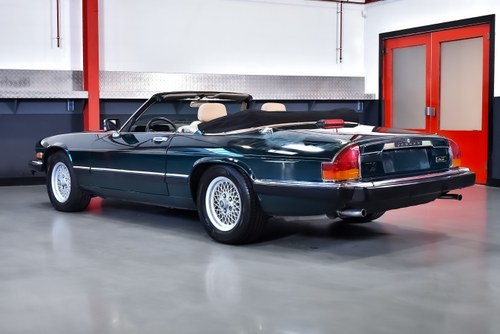 1990 Jaguar XJS Convertible 5.3L V12 Classic Collection For Sale (picture 16 of 87)