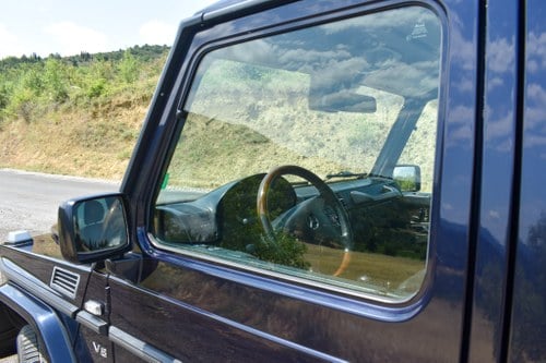 2002 Mercedes-Benz G400 CDI 4.0 V8 For Sale (picture 141 of 245)