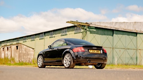 Image 2 pour 2004 Audi TT 8N
