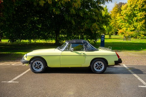 1977 MGB Roadster Te koop (foto 26 van 143)
