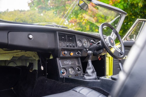 1977 MGB Roadster Te koop (foto 52 van 143)