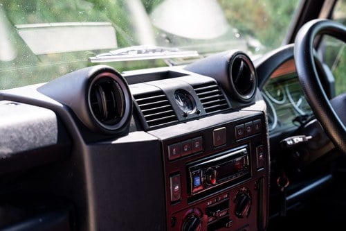 2015 Land Rover Defender 90 XS For Sale (picture 10 of 245)