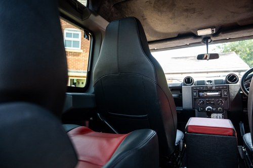 2015 Land Rover Defender 90 XS For Sale (picture 94 of 245)