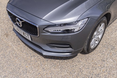 2017 Volvo S90 D4 Te koop (foto 110 van 156)