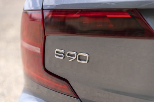 2017 Volvo S90 D4 Te koop (foto 132 van 156)