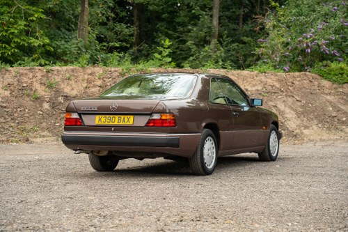 1993 Mercedes-Benz 220CE W124 En venta (imagen 17 de 178)