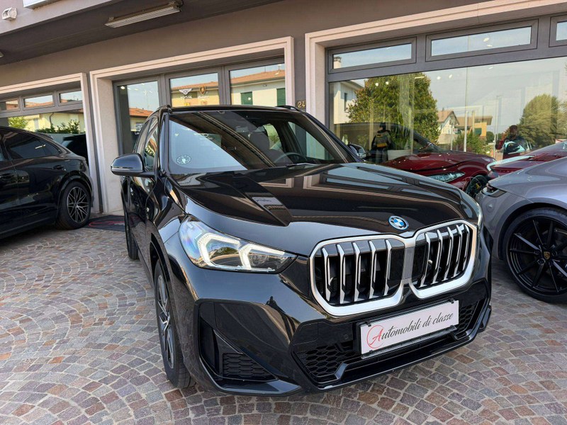 2025 BMW X1 - 2 2025 BMW X1 - 2