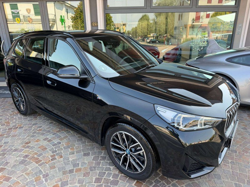 2025 BMW X1 - 1 2025 BMW X1 - 1