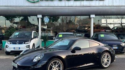 Porsche 911 Carrera