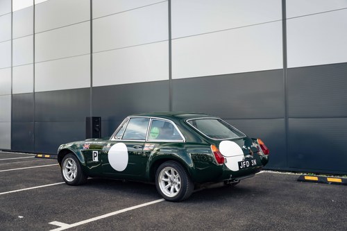 1975 MGB GT 2L Sebring Replica Te koop (foto 8 van 135)