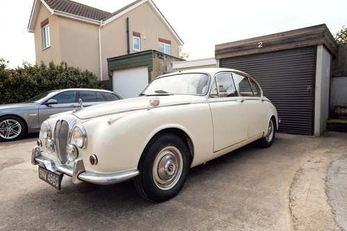 1969 Daimler 250 V8 à vendre (picture 23 of 168)