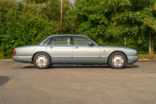 1997 Jaguar XJ6 3.2L Executive X300 till salu (bild 12 av 180)