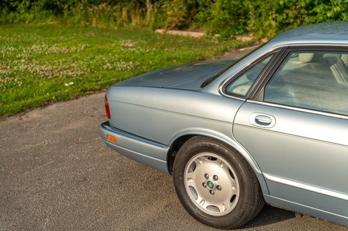 1997 Jaguar XJ6 3.2L Executive X300 till salu (bild 133 av 180)