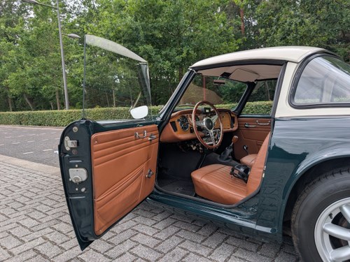 1963 Triumph TR4 Te koop (foto 48 van 154)