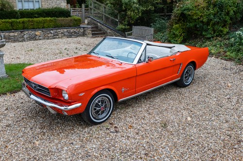1965 Ford Mustang 289CI 4.7L D-Code Convertible à venda (imagem 3 de 228)