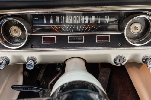 1965 Ford Mustang 289CI 4.7L D-Code Convertible à venda (imagem 60 de 228)