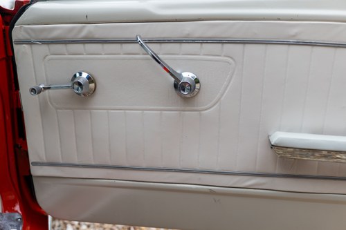 1965 Ford Mustang 289CI 4.7L D-Code Convertible à venda (imagem 108 de 228)