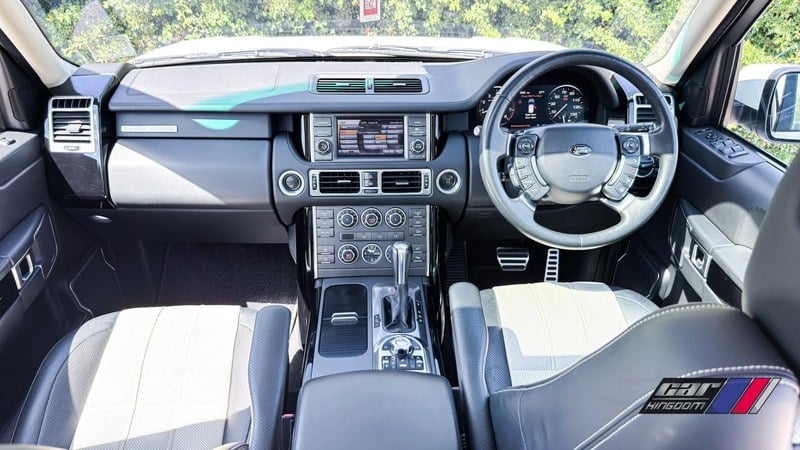 2009 Land Rover Range Rover - 2 2009 Land Rover Range Rover - 2