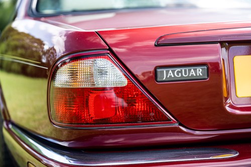 2000 Jaguar X308 XJR till salu (bild 199 av 281)