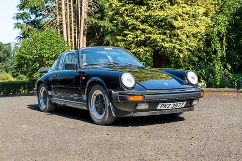 1984 Porsche 911 Targa 3.2 Carrera Te koop (foto 2 van 160)