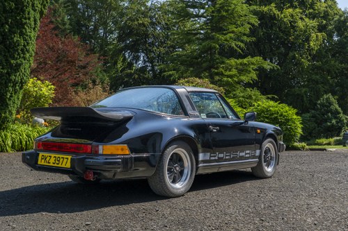 1984 Porsche 911 Targa 3.2 Carrera Te koop (foto 14 van 160)